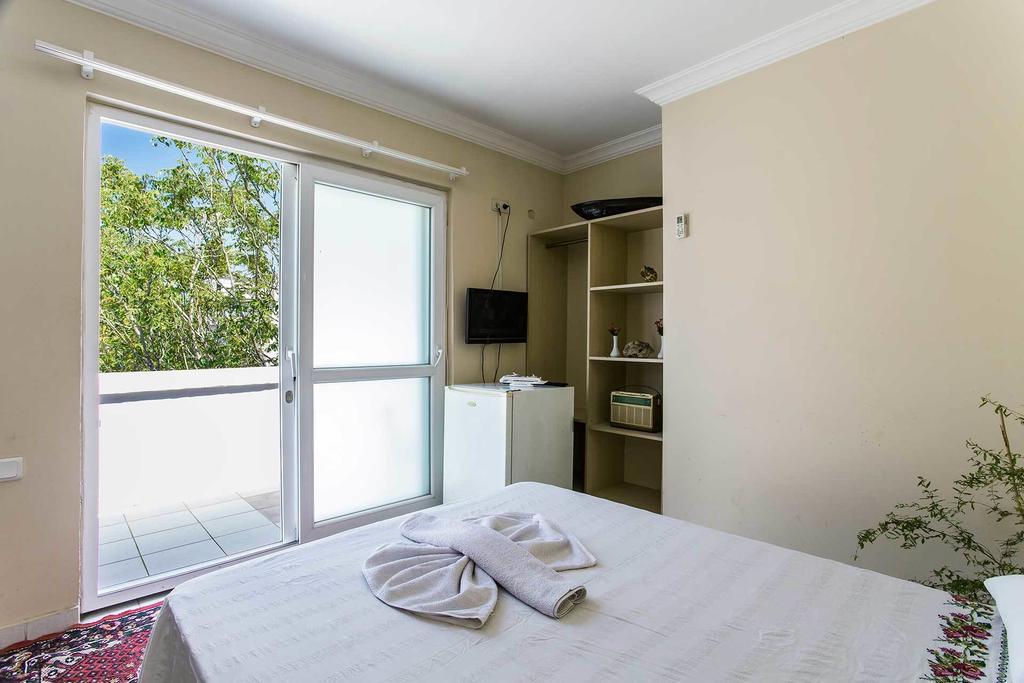 Laguna Otel Pansiyon Измир Номер фото