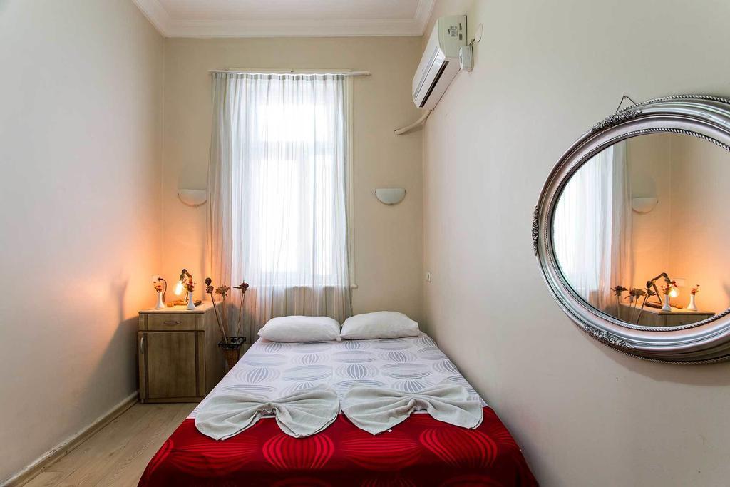 Laguna Otel Pansiyon Измир Экстерьер фото