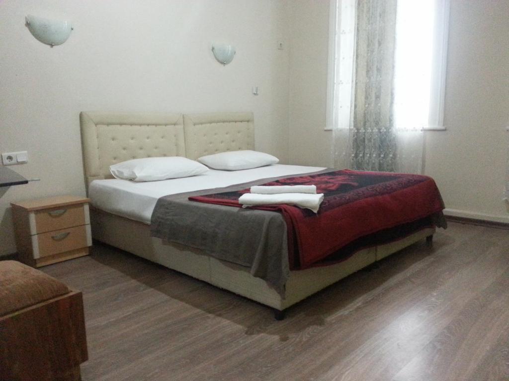 Laguna Otel Pansiyon Измир Номер фото